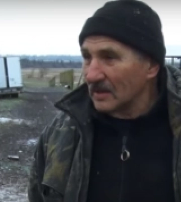 Пішки гнав отару з окупованого села: як у Луцькому районі живе фермер з Донеччини. ВІДЕО