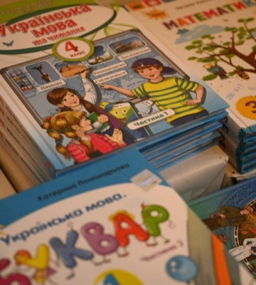 Понад 5,6 тисячі книг Закарпаття відправило українським дітям за кордон