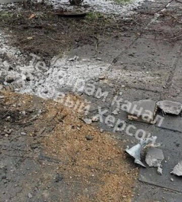 Херсон під масованим артобстрілом. Відомо про багатьох постраждалих, є поранені та загиблі, - ОВА. ФОТОрепортаж