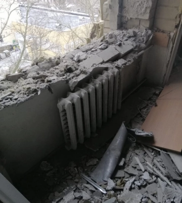 Наслідки обстрілу лікарні у Херсоні показав депутат облради