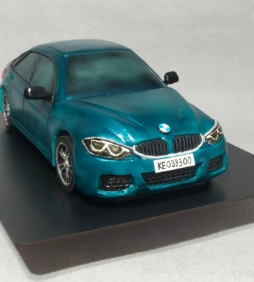 Торт у вигляді BMW: кондитер з Дніпра зробив унікальну роботу