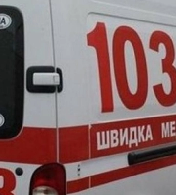 Рівненські медики врятували чоловіка у лісі