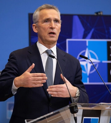 Столтенберг призвал Южную Корею предоставить Украине военную помощь