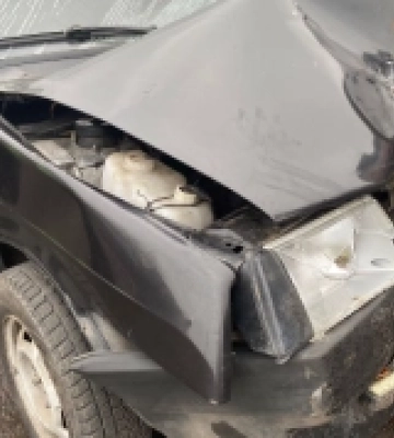 У Рівному зіштовхнулись легковик та вантажівка