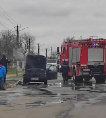 Рятувальники назвали ймовірну причину займання легковика у Рожищі