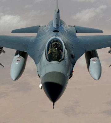 Польща готова передати Україні літаки F-16, але з умовою