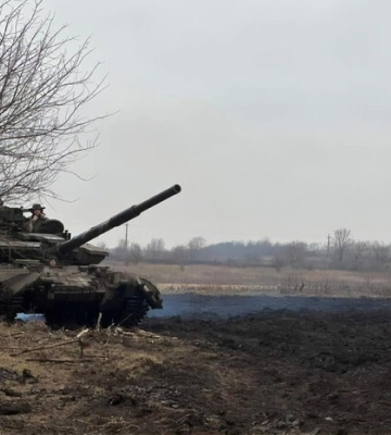 Воїни 3-ї бригади &quot;Азов&quot; штурмують позиції окупантів: &quot;Предложите п#дару сдаться!&quot;. ВIДЕО бою