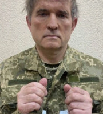 Депутат Київоблради Титикало позбавляє Медведчука свідоцтва адвоката