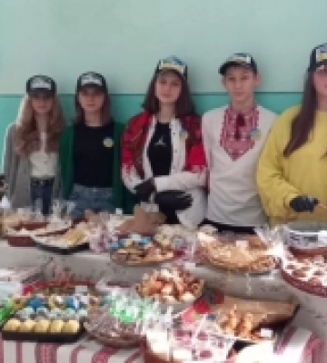 У луцькому ліцеї під час благодійного ярмарку назбирали 68 тисяч гривень