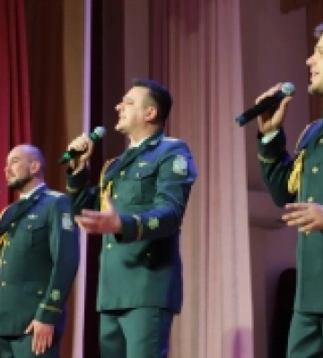 На Волині для прикордонників з концертом виступив ансамбль Держприкордонслужби. ФОТО