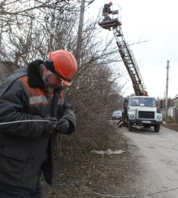 Енергетики частково заживили знеструмлене майже рік Слатине