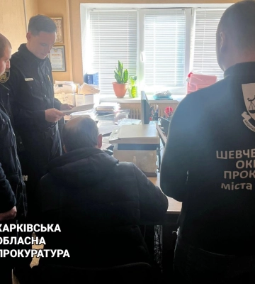 На ремонті доріг і тротуарів на Олексіївці розбазарили 300 тисяч гривень