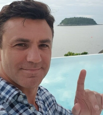 Текст по-дебильному написан: в сети высмеяли гневный пост Тищенко в адрес журналистов