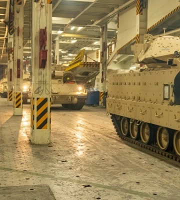 В Украину направляются первые американские БМП Bradley. Фото