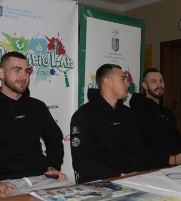 Видатні українські спортсмени відвідали Миколаївщину з гуманітарною місією