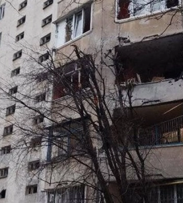 Враг ударил по роддому в Херсоне: фото разрушений