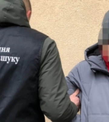 У лучан вилучили 20 грамів наркотиків та капсули з рослинною речовиною