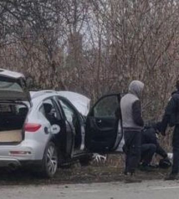У лікарні Кременчука помер водій, автівка якого влетіла в стовп