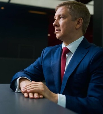Єрмак пропонував Коболєву посаду в держсекторі напередодні оголошення тому підозри в кримінальній справі - ЗМІ