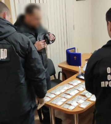 Требовал деньги с предпринимателей: разоблачен начальник одного из отделов полиции Одесчины 
