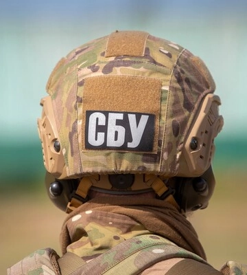 СБУ затримала двох зрадників, які «зливали» ворогу позиції ЗСУ та вербували нових інформаторів
