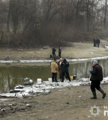 У Запорізькій області поліцейські масово затримують рибалок-порушників