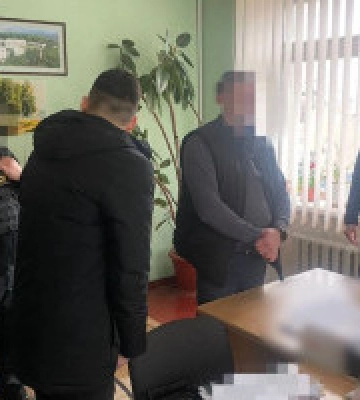 Прокурори підозрюють у хабарництві одного з віцемерів на Київщині