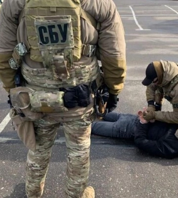 СБУ оголосила про підозру митникам, які незаконно оформлювали карети швидкої допомоги
