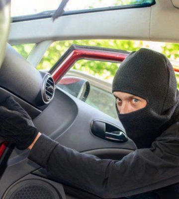 Щонайменше 40 епізодів: у Києві затримано банду викрадачів автомобілів (ВІДЕО)