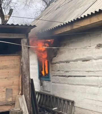 На Кореччині горів будинок, загинув чоловік