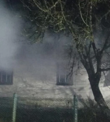 Рятувальники Костополя врятували від знищення вогнем житловий будинок (ФОТО)