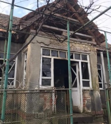Якби не сусіди, жінка би згоріла живцем: Пожежа на Закарпатті