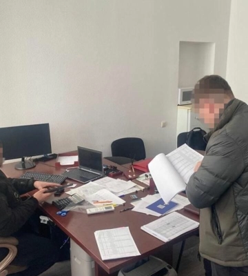 Двом колишнім топчиновникам Міноборони повідомили про підозру – УП