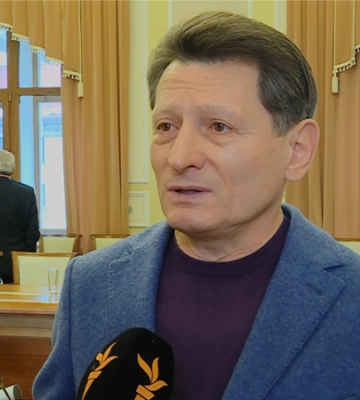 Депутат Волинець повідомив, що не може повернутися з відрядження із Женеви через госпіталізацію