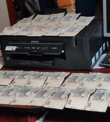 В Николаевской области предатель, помогавший оккупантам продавать награбленное имущество украинцев, пытался откупиться от&amp;hellip;