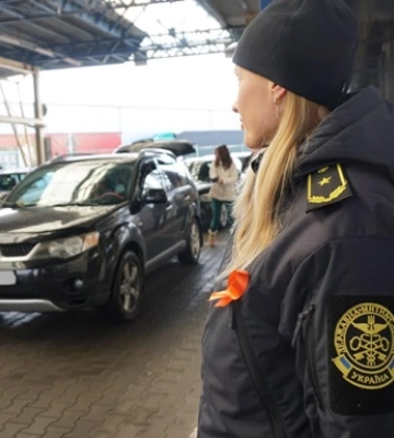 Увольнение всего начальства. Скандал на таможне Увольнение всего начальства. Скандал на таможне
