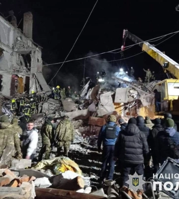 На місці ракетного удару в Краматорську працює понад 100 поліцейських