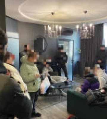 П&#039;яні вечірки і знущання над дівчатами: двом блогерам повідомили про підозру