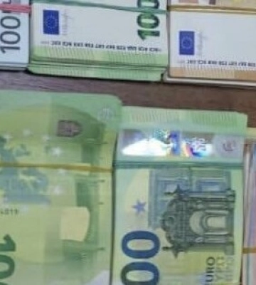 Одеські митники вилучили у жінки незадекларовані 2 мільйони гривень