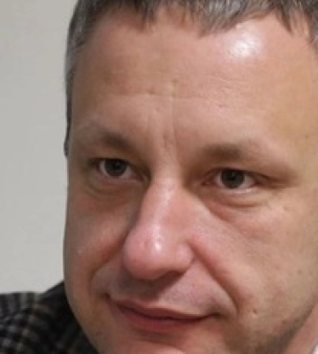 Загарбники завезли близько 20 танків у села під Маріуполем