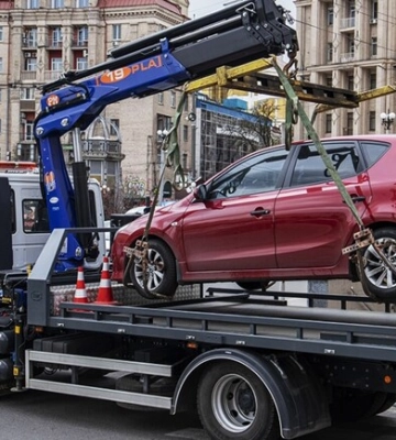 Как киевлянам быстро вернуть эвакуированное авто