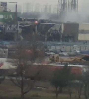 &quot;Весь город содрогнулся&quot;: в Мариуполе прогремели мощные взрывы (видео)