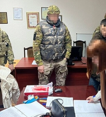 Повідомлено про підозру організаторам рейдерського захоплення Бучаводоканалу, - СБУ. ФОТОрепортаж