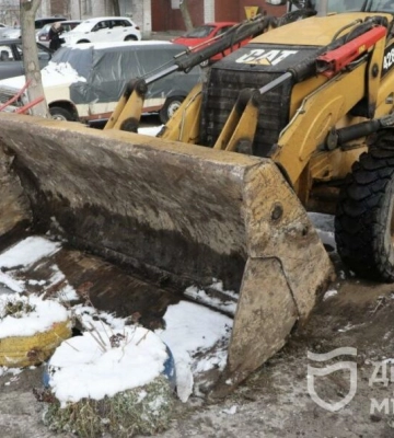 В Днепре демонтировали незаконную площадку для парковки
