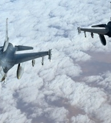 США можуть дозволити іншим країнам передати Україні винищувачі F-16 - Politico