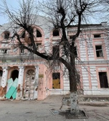 Воровали деньги на восстановление инфраструктуры: СБУ провела обыски в Сумской ОВА Воровали деньги на восстановление инфраструктуры: СБУ провела обыски в Сумской ОВА