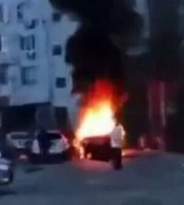 В оккупированном Энергодаре взорвали автомобиль с предателем, - Федоров. ВИДЕО