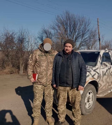В Луцке верующие УПЦ приобрели автомобиль для ВСУ на передовую