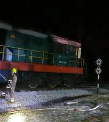 На Полтавщині на залізниці загорівся локомотив