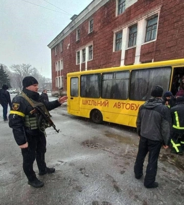 С деоккупированных территорий более 80 тысяч жителей эвакуированы в безопасные регионы - правительство